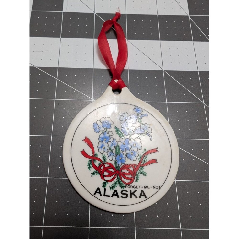 Alaska state flower Forget me Not flat round Christmas‎ Ornament red ribbons